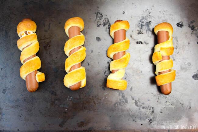 mummy hot dogs for halloween