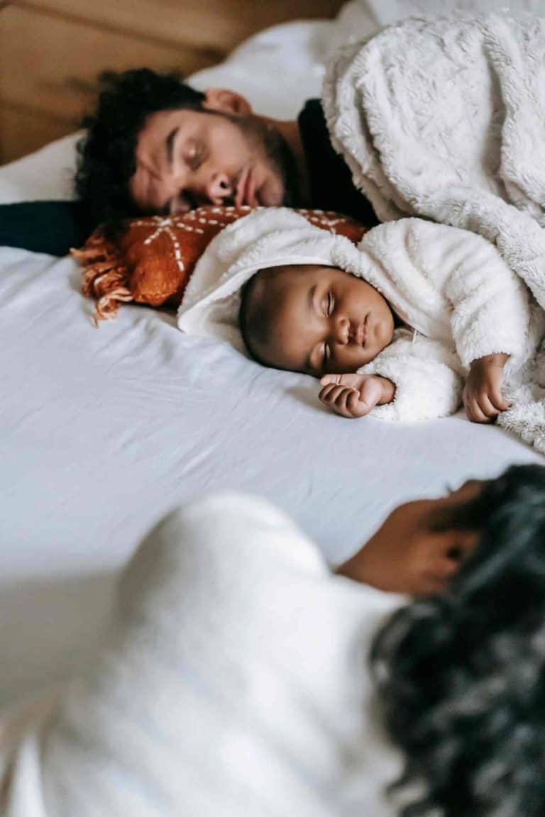 rocking-baby-to-sleep-a-how-to-guide-for-exhausted-parents