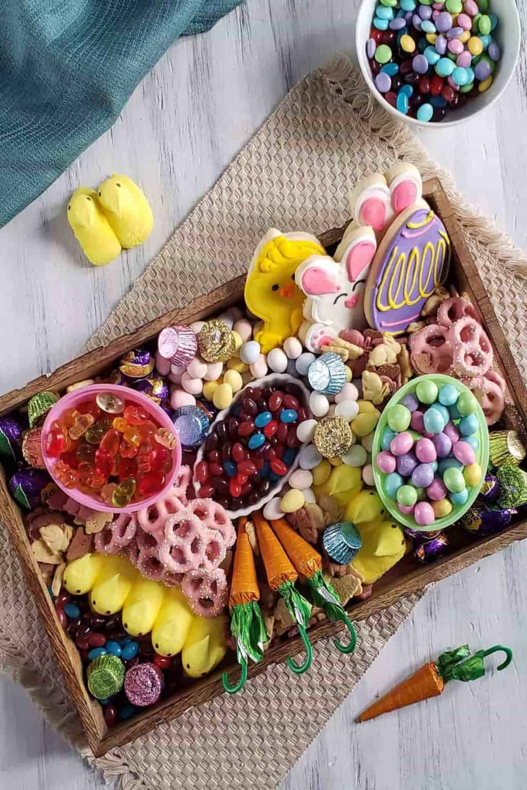 Easy and Cute Easter Charcuterie Board Ideas