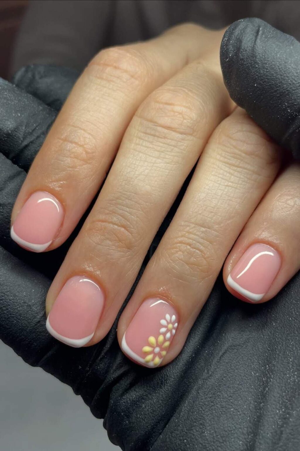 40 neutral spring nail ideas inspired by early blooms